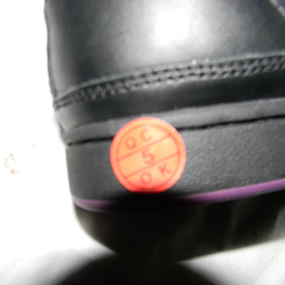 2004 eS K6 x Anthrax Prototype Shoe - Pair #5 - Picture 3 of 8